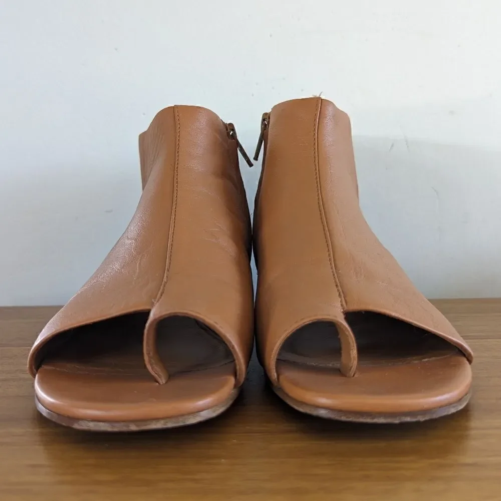 Vince Coastal Preppy Academia Minimalist Quiet Luxury Coastal Sandals  6 1/2 - Picture 3 of 14